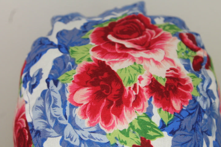Red Roses Cap